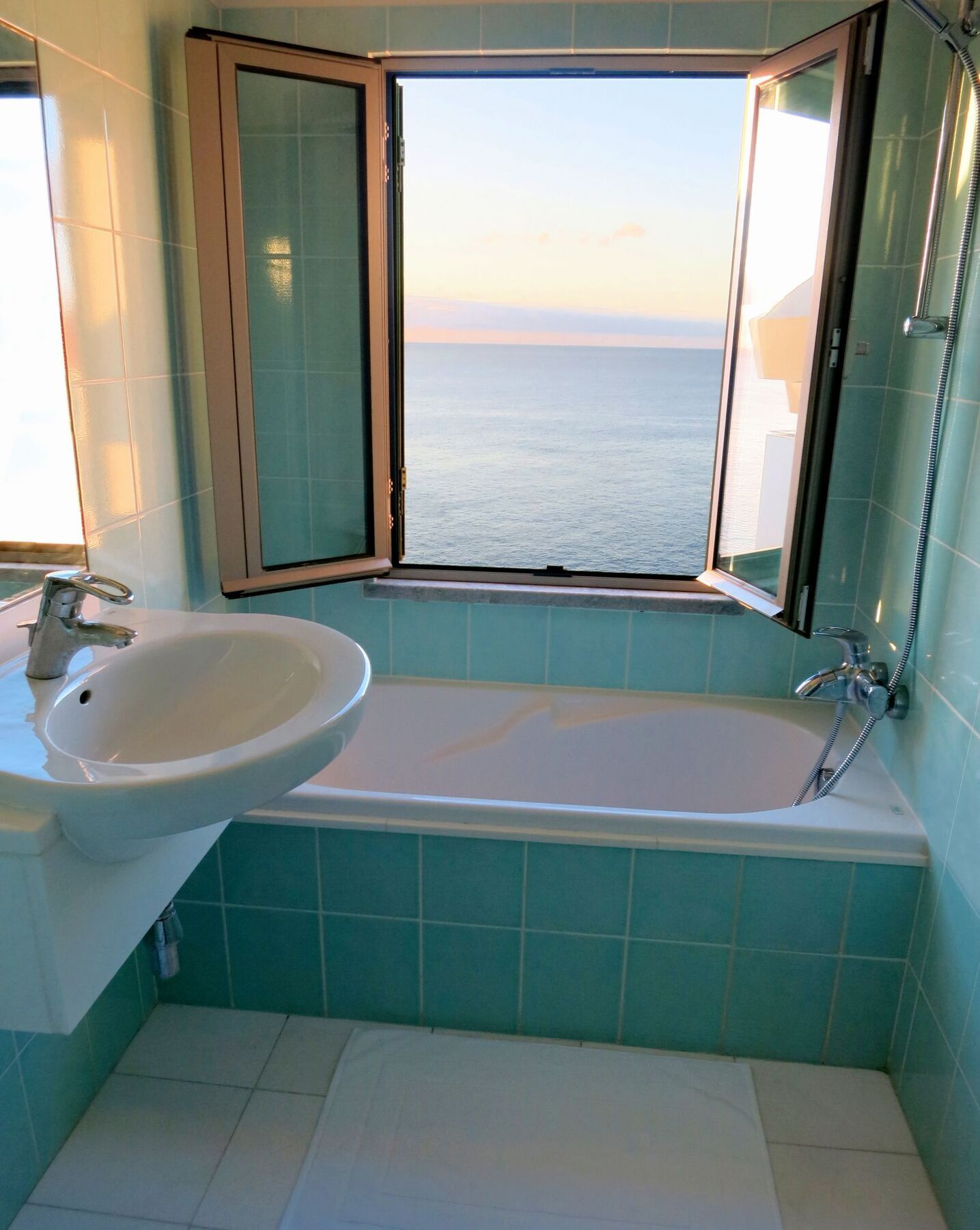 Finest Rentals - Beachfront Penthouse Funchal  Exterior foto